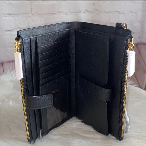 Michael Kors JET SET TRAVEL Wallet - Picture 2 of 3